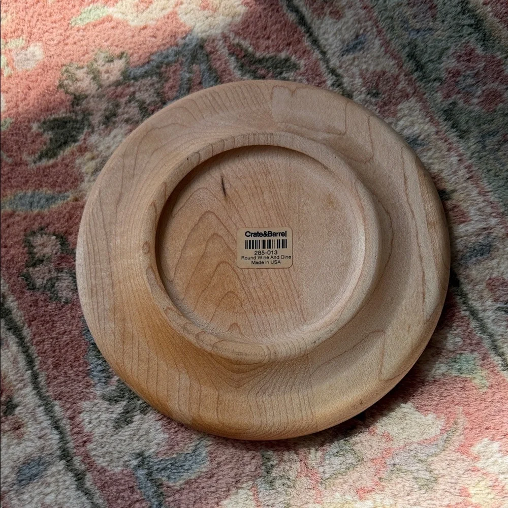 Crate&Barrel Light Brown Wood Plate - Round Wine & Dine